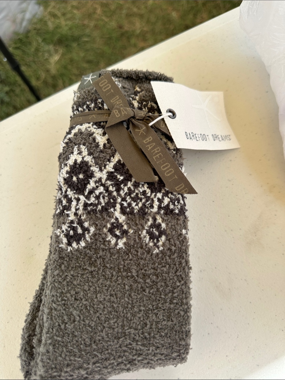 Barefoot Dreams Plush Charcoal Gray Lounge Socks - Picture 3 of 3
